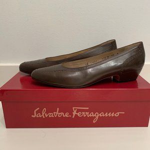 Vintage Ferragamo Dark Taupe Spectator Low Heels